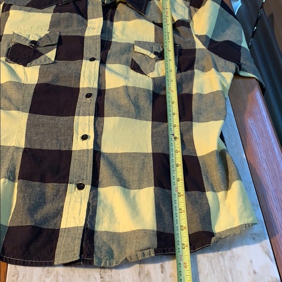 Long Sleeve Button Up Blouse Size Large EUC - Picture 6 of 7